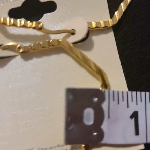 WOMEN'S STAINLESS STEEL EARRINGS GOLD TONE - Picture 3 of 4